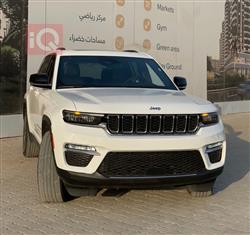 جیپ گراند شیرۆکی